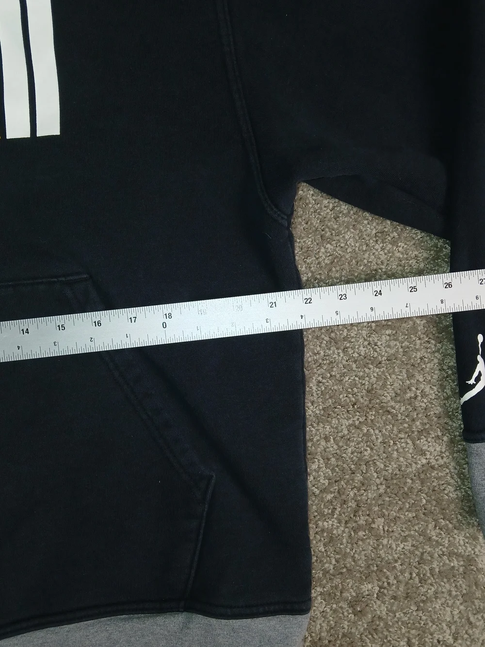 Jordan Sport Men's Black & Gray Fleece Pullover Hoodie w/ Graphic Logo - Large